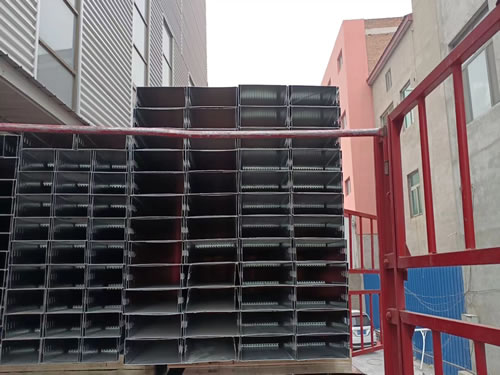 ����������|���